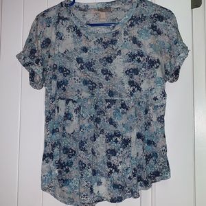Forever 21 blue floral loose top
